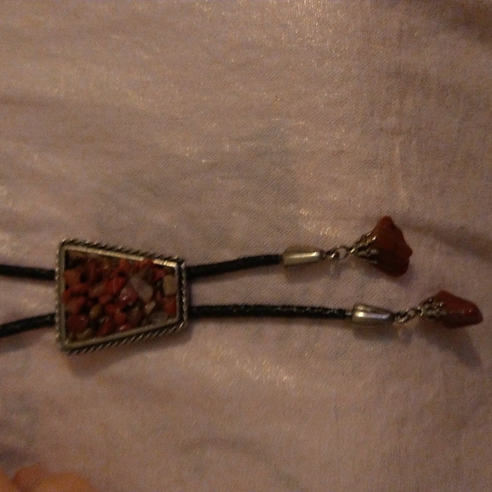 Vintage Western Chipped Multi-Stone Medallion. Tassel With Stones. - Picture 4 of 5